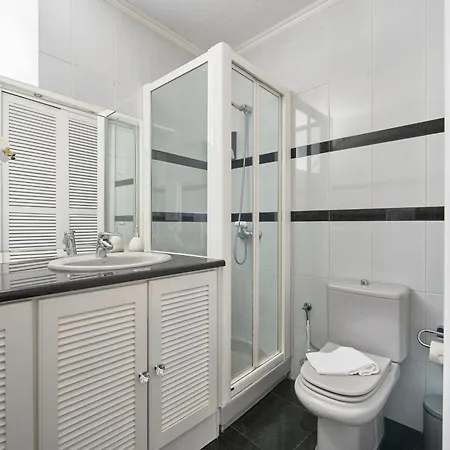 My Castelo Apartament Lizbona